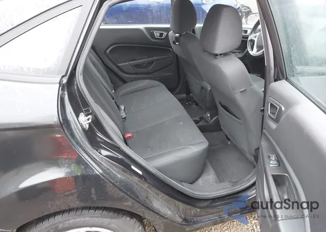 2015 Ford Fiesta Se z USA, uszkodzony, nr VIN 3FADP4BJXFM191562